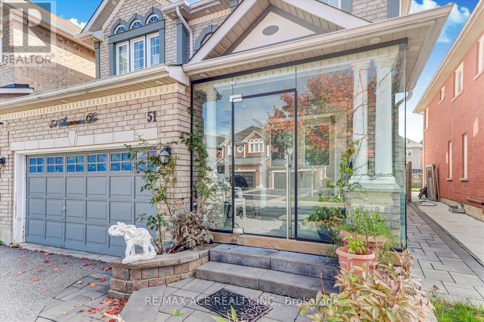 51 Stammers Drive, Ajax, Ontario  L1T 0L5 - Photo 5 - E12813640