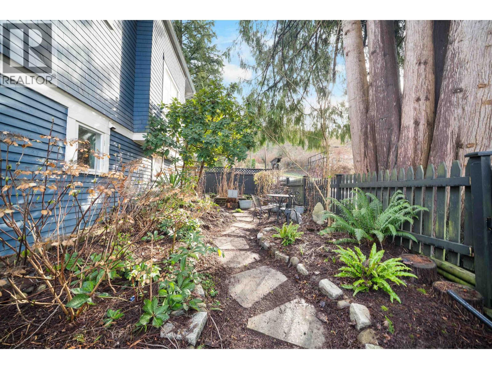 2201 St George Street, Port Moody, British Columbia  V3H 2G1 - Photo 8 - R3090876