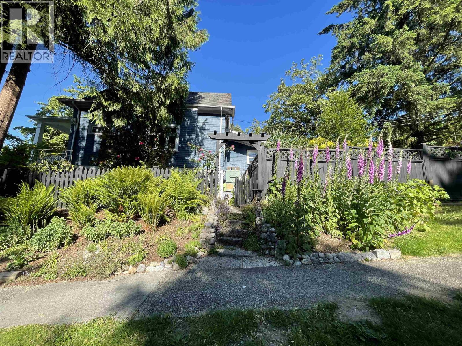 2201 St George Street, Port Moody, British Columbia  V3H 2G1 - Photo 13 - R3090876