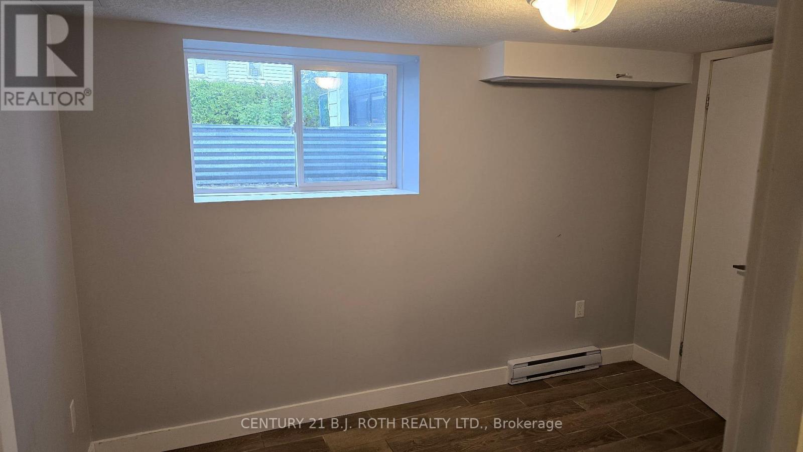 121 Cumberland Street, Barrie, Ontario  L4N 2P8 - Photo 27 - S12813622