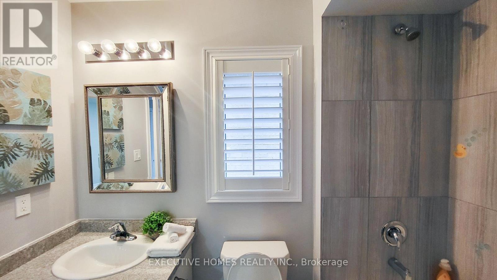 7 Spokanne Street, Brampton, Ontario  L6R 4A2 - Photo 39 - W12813624