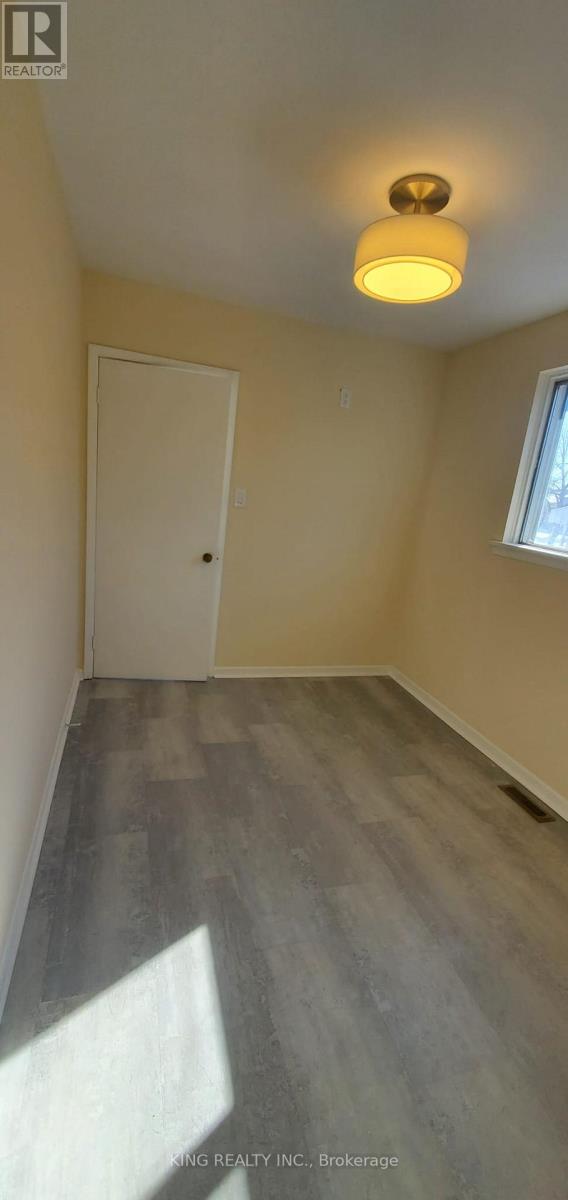 3403 Jolliffe Avenue, Mississauga, Ontario  L4T 1V6 - Photo 13 - W12813644