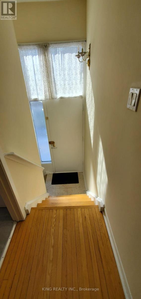 3403 Jolliffe Avenue, Mississauga, Ontario  L4T 1V6 - Photo 20 - W12813644