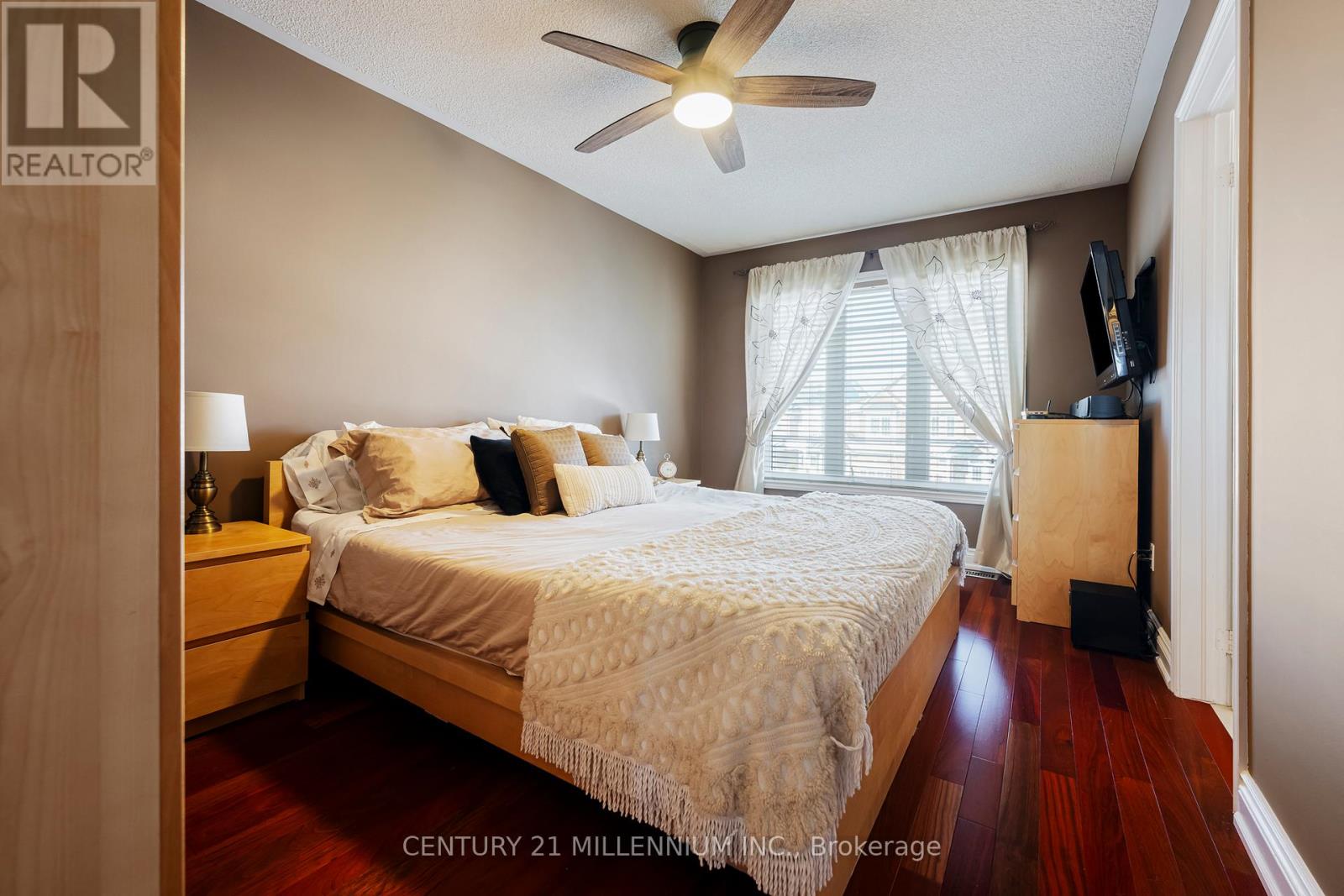 42 Rubysilver Drive, Brampton, Ontario  L6P 1P9 - Photo 19 - W12813650