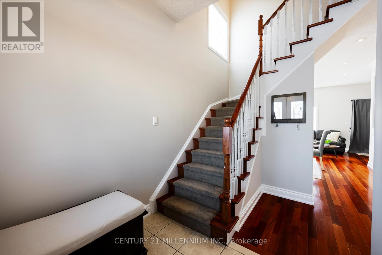 42 Rubysilver Drive, Brampton, Ontario  L6P 1P9 - Photo 5 - W12813650