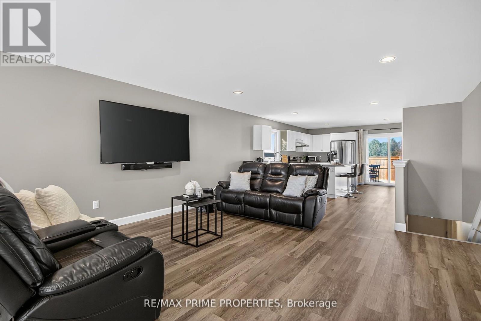 110 Moonstone Crescent, Chatham-Kent, Ontario  N7M 0S2 - Photo 8 - X12813596