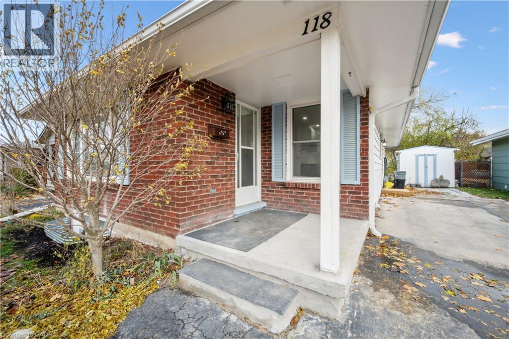 118 Selkirk Drive, Kitchener, Ontario  N2E 1M4 - Photo 3 - 40805118