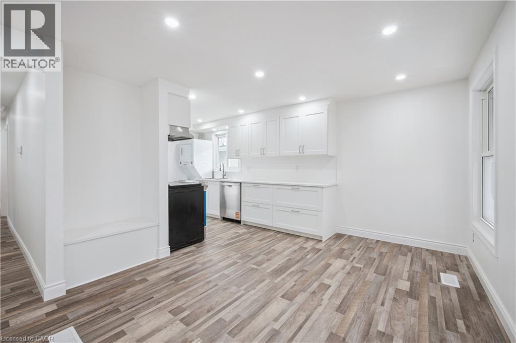 118 Selkirk Drive, Kitchener, Ontario  N2E 1M4 - Photo 8 - 40805121