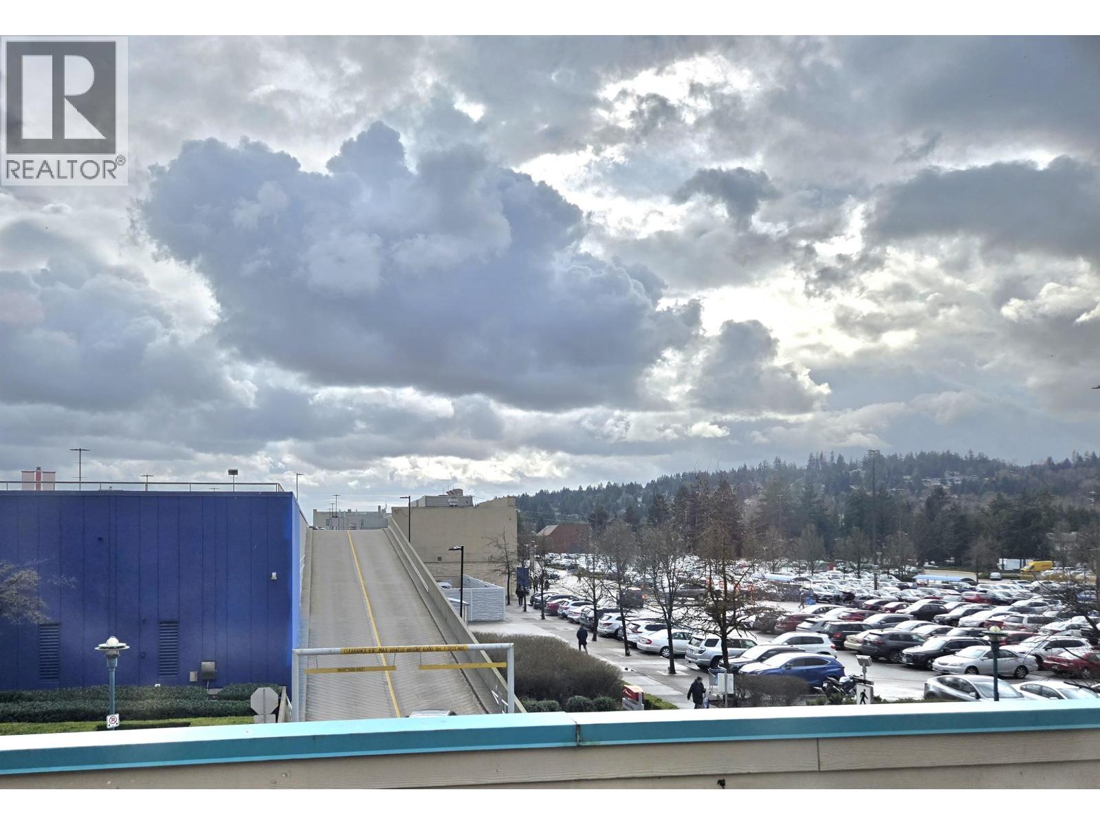 212 2922 Glen Drive, Coquitlam, British Columbia  V3B 2P5 - Photo 7 - C8076385