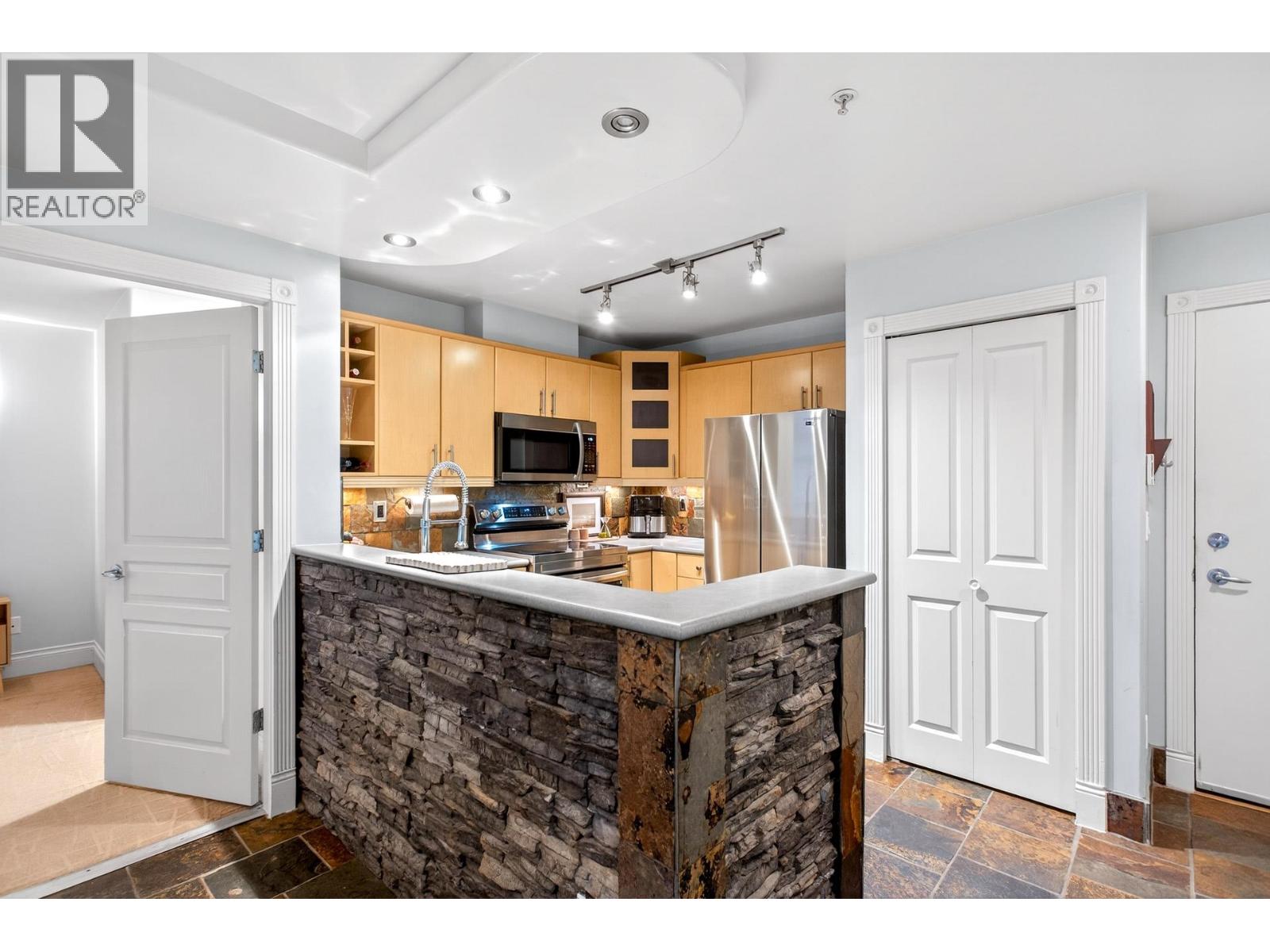 102 3122 St Johns Street, Port Moody, British Columbia  V3H 5C8 - Photo 14 - R3092368