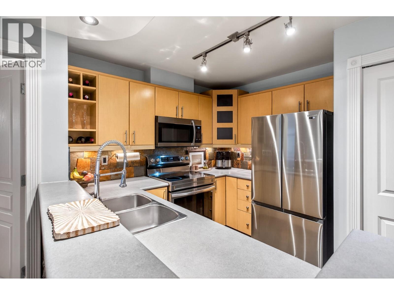 102 3122 St Johns Street, Port Moody, British Columbia  V3H 5C8 - Photo 13 - R3092368