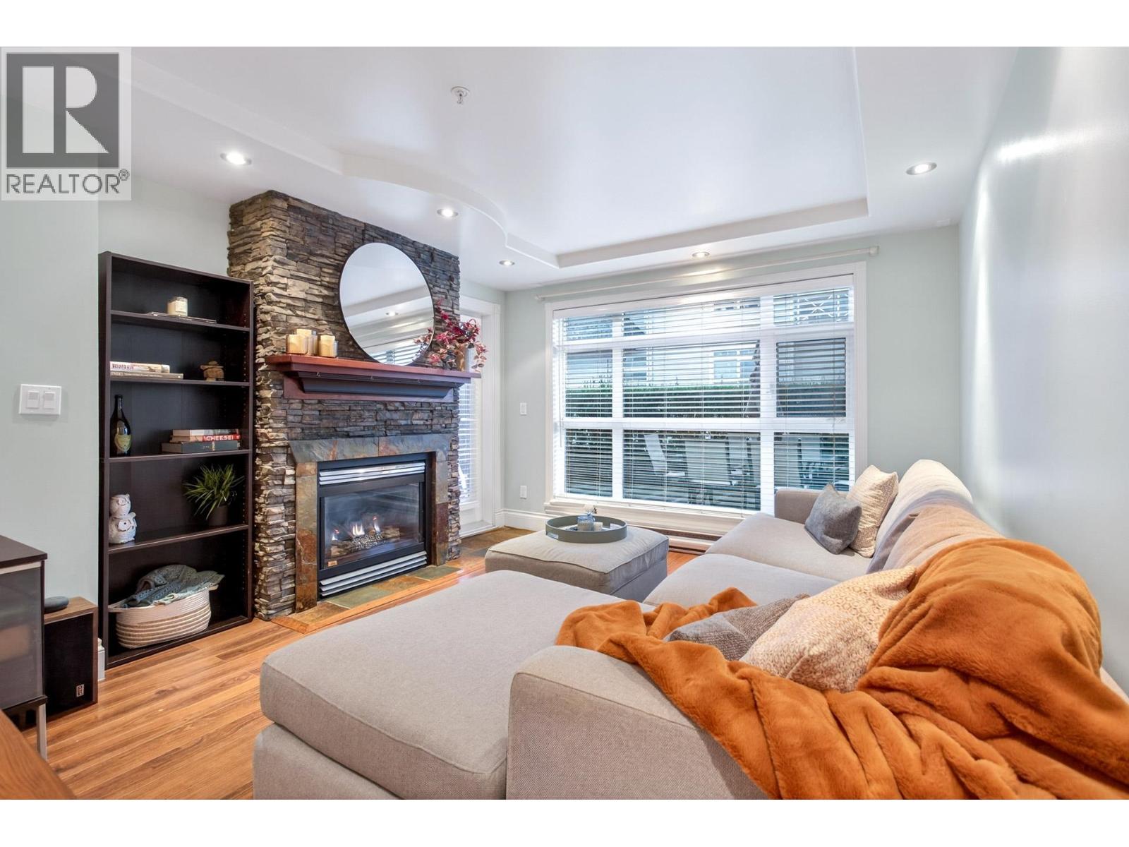 102 3122 St Johns Street, Port Moody, British Columbia  V3H 5C8 - Photo 3 - R3092368