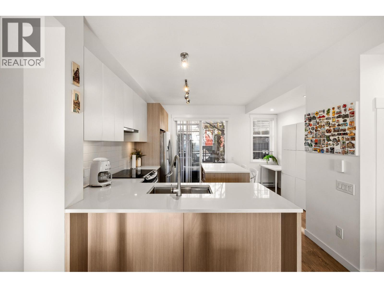 8 1320 Riley Street, Coquitlam, British Columbia  V3E 0J4 - Photo 11 - R3092705