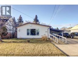 1152 Morden Avenue, Pincher Creek, Alberta