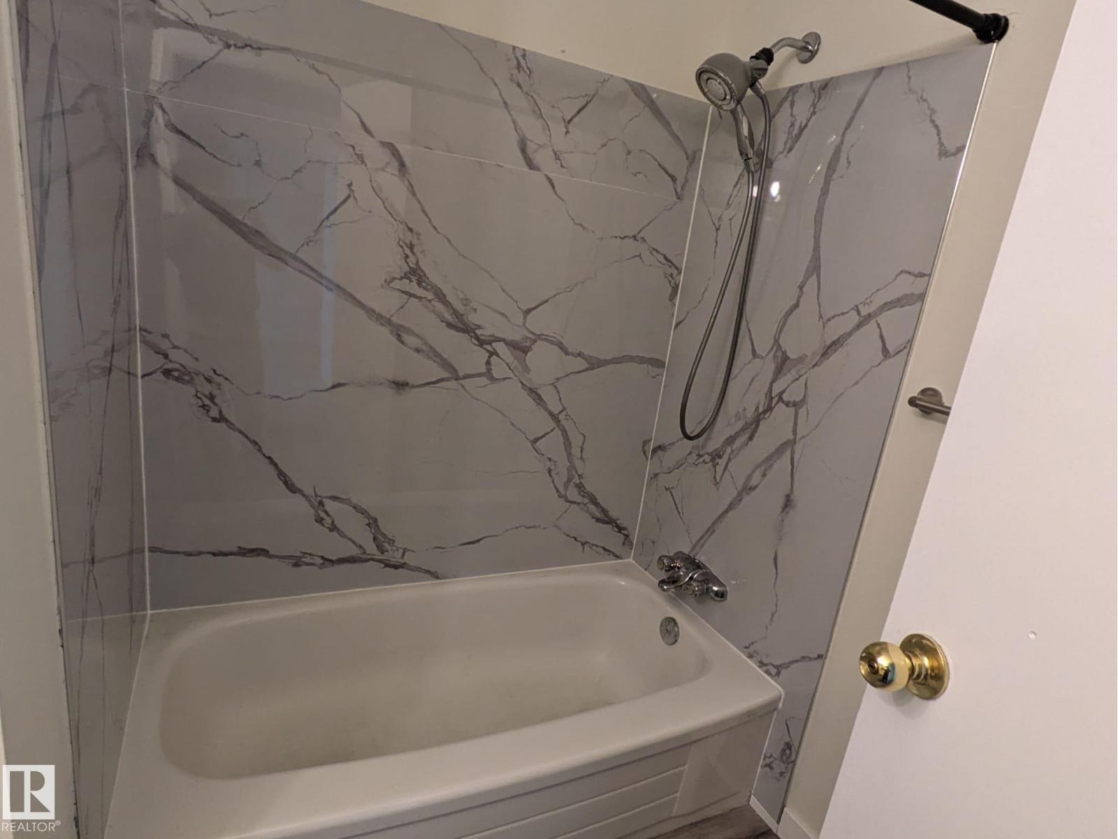 5462 38a Av Nw, Edmonton, Alberta  T6L 2H4 - Photo 16 - E4470823