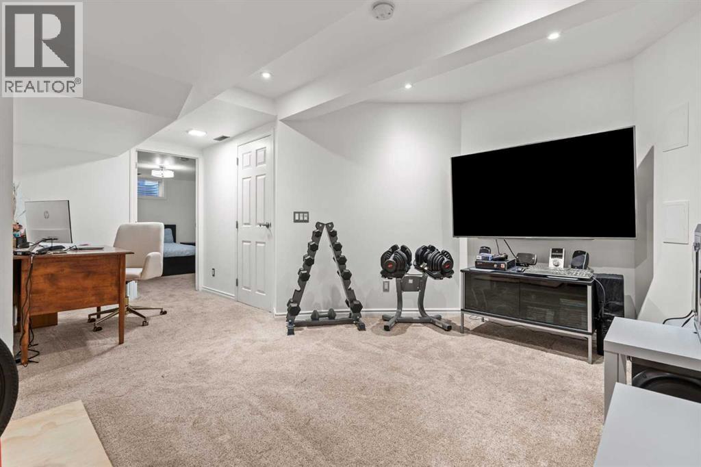 43 Sunset Crescent, Okotoks, Alberta  T1S 1P3 - Photo 32 - A2280793