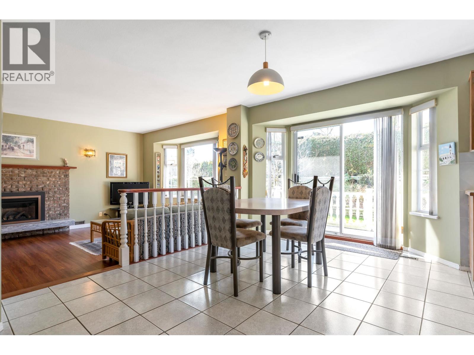 1859 Walnut Crescent, Coquitlam, British Columbia  V3J 7S9 - Photo 16 - R3092772