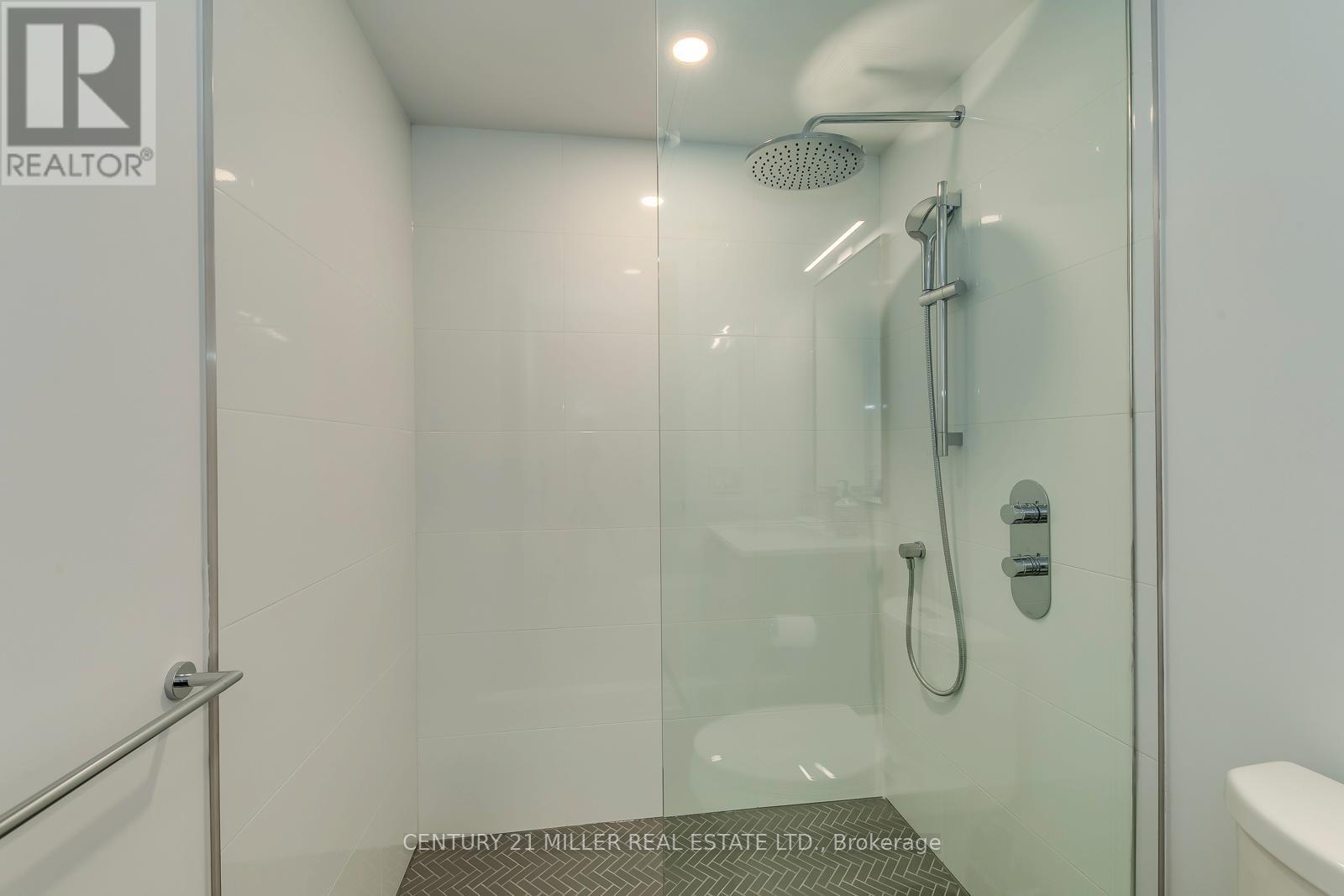 307 - 1720 Bayview Avenue, Toronto, Ontario  M4G 0E5 - Photo 19 - C12813684