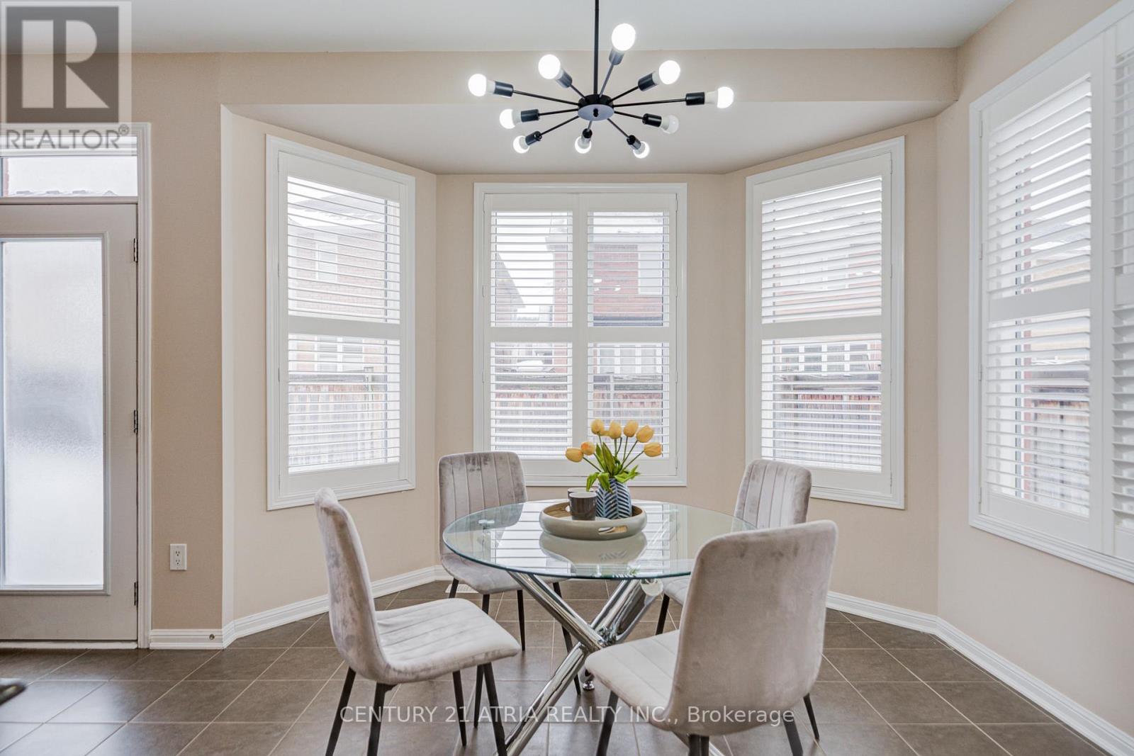 56 Kelly Crescent, Markham, Ontario  L6E 2B6 - Photo 17 - N12813706