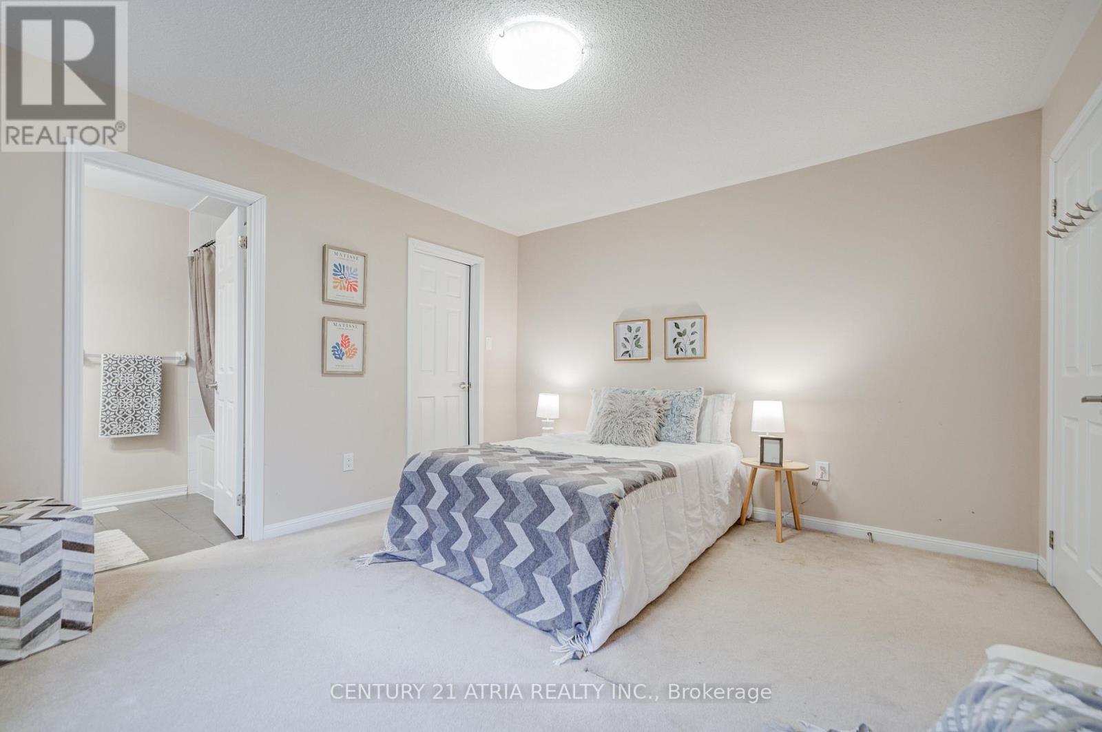 56 Kelly Crescent, Markham, Ontario  L6E 2B6 - Photo 22 - N12813706