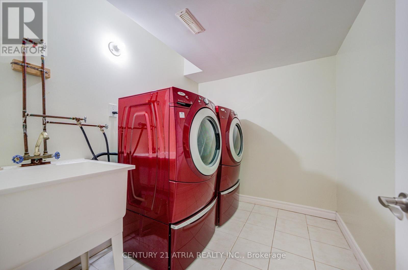 56 Kelly Crescent, Markham, Ontario  L6E 2B6 - Photo 41 - N12813706