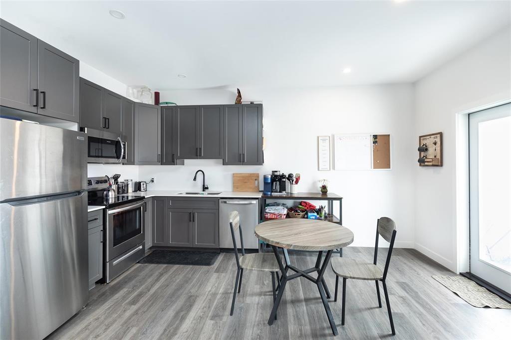 347 St Alphonse Avenue, Ste Anne, Manitoba  R5H 0A1 - Photo 2 - 202603162