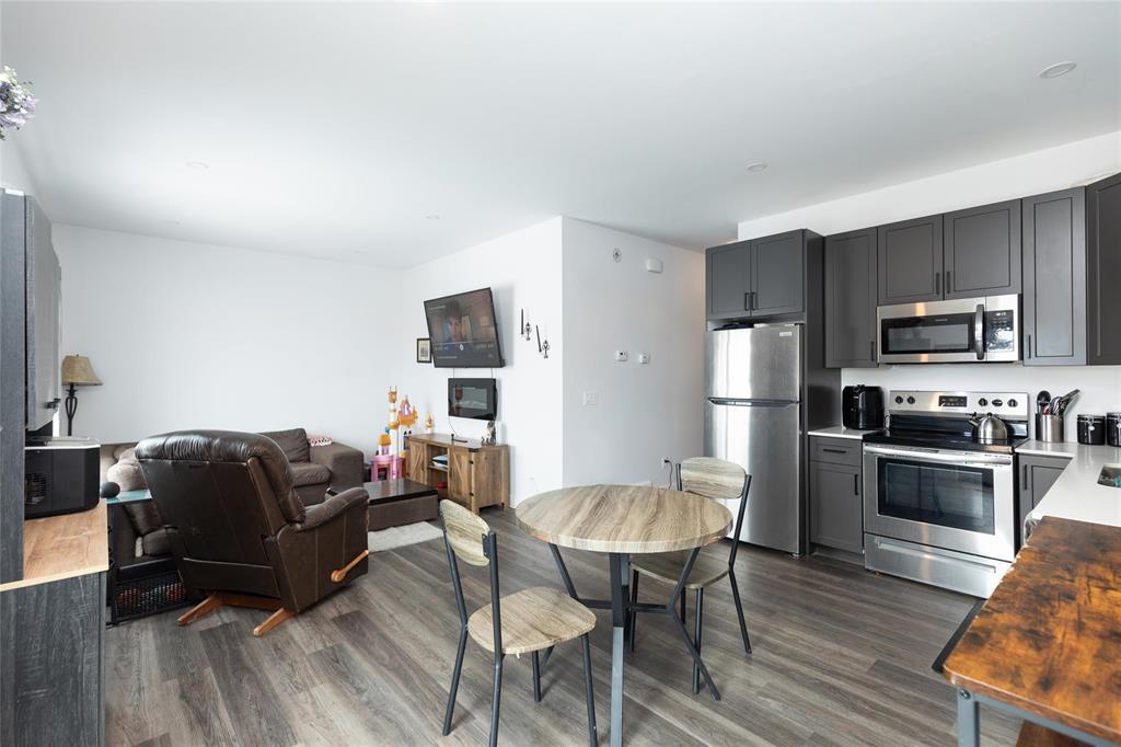 347 St Alphonse Avenue, Ste Anne, Manitoba  R5H 0A1 - Photo 4 - 202603162