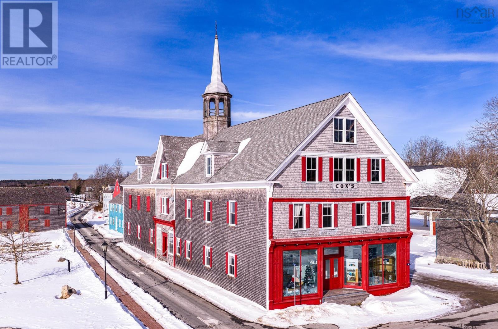 10 Ann Street, shelburne, Nova Scotia