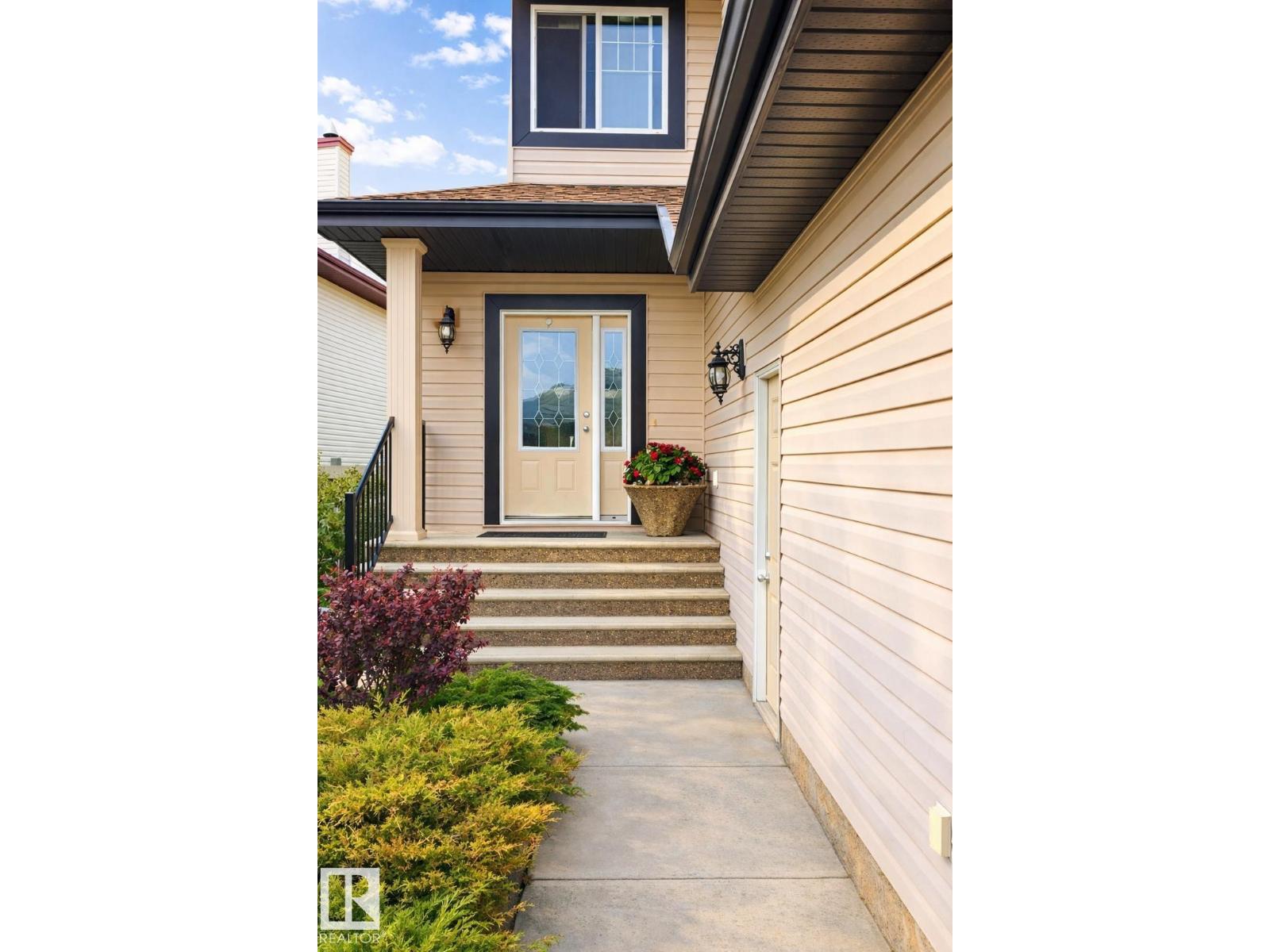 7548 Speaker Wy Nw, Edmonton, Alberta  T6R 0P1 - Photo 10 - E4474257