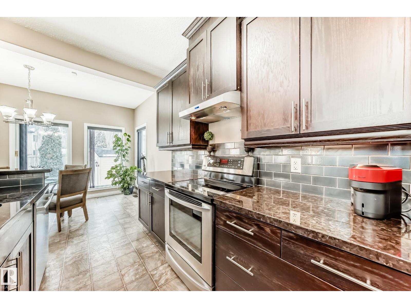 7548 Speaker Wy Nw, Edmonton, Alberta  T6R 0P1 - Photo 17 - E4474257