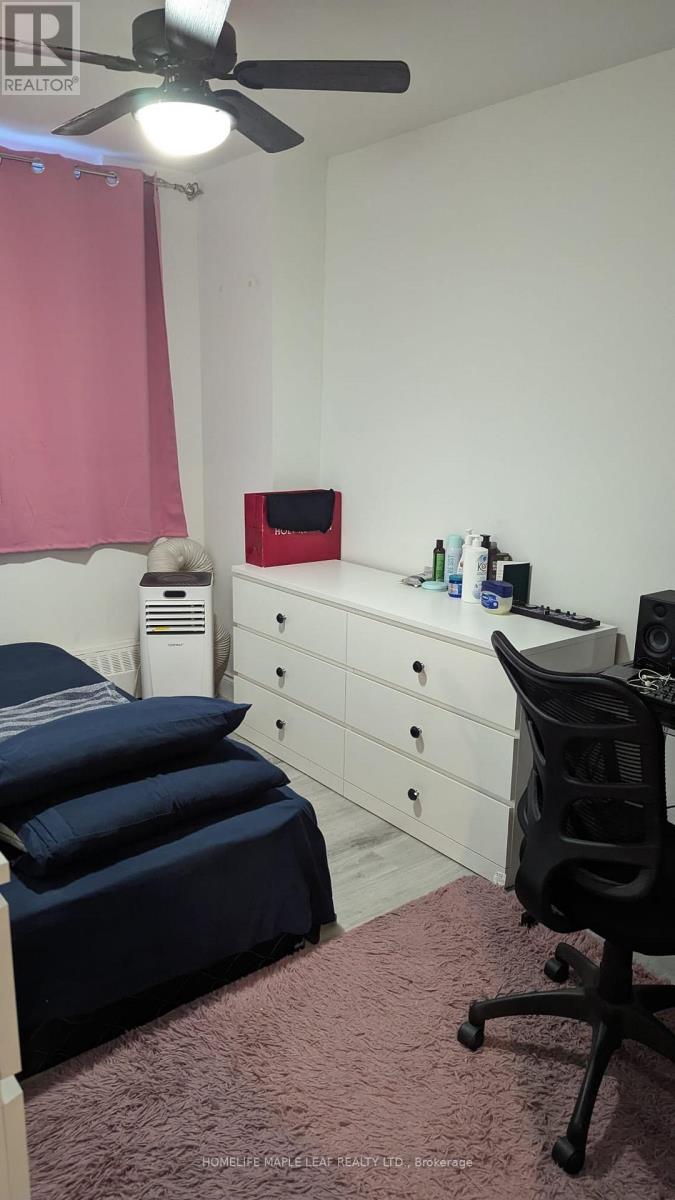 604 - 200 Lotherton Pathway, Toronto, Ontario  M6B 2G8 - Photo 14 - W12813690