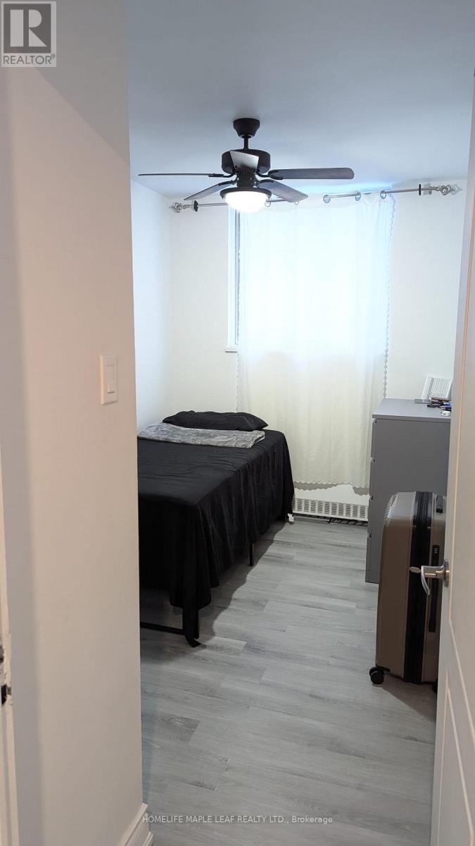 604 - 200 Lotherton Pathway, Toronto, Ontario  M6B 2G8 - Photo 17 - W12813690