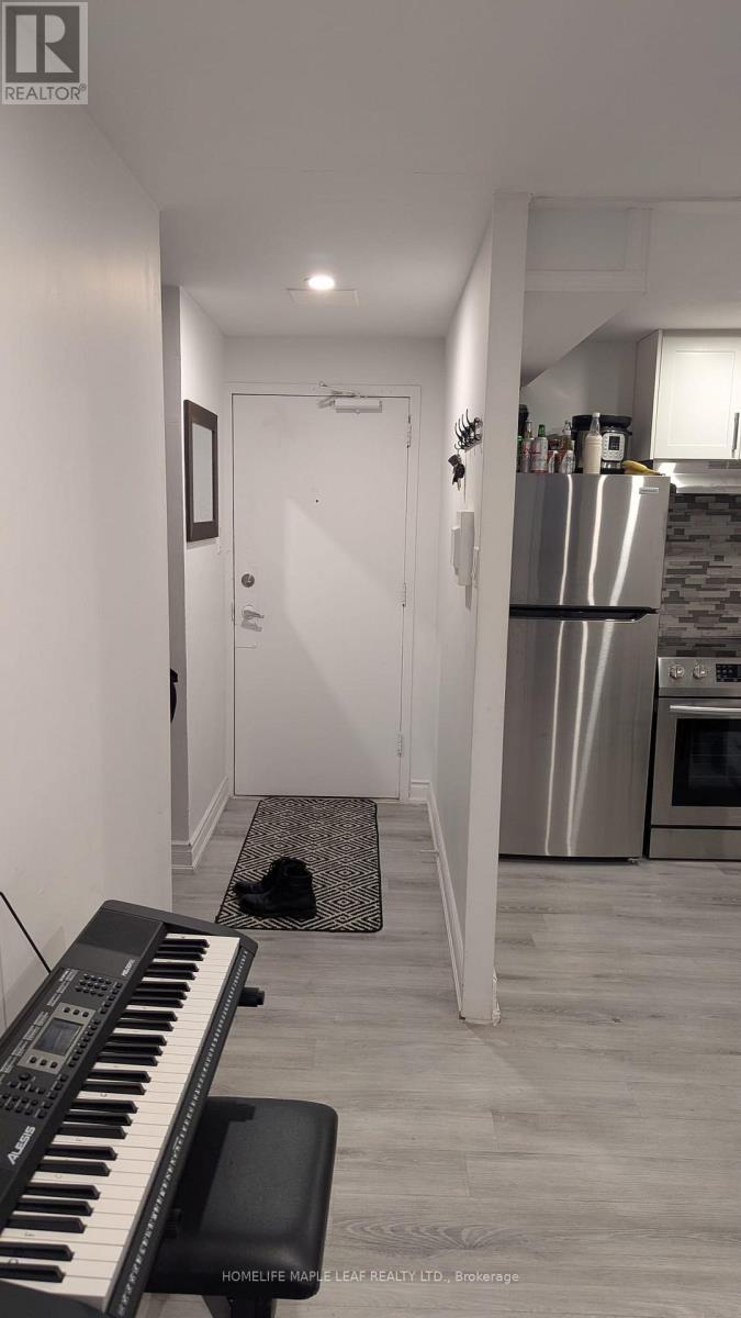 604 - 200 Lotherton Pathway, Toronto, Ontario  M6B 2G8 - Photo 2 - W12813690