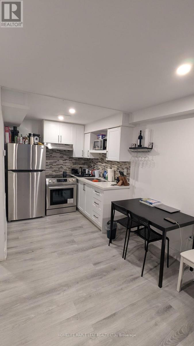 604 - 200 Lotherton Pathway, Toronto, Ontario  M6B 2G8 - Photo 4 - W12813690