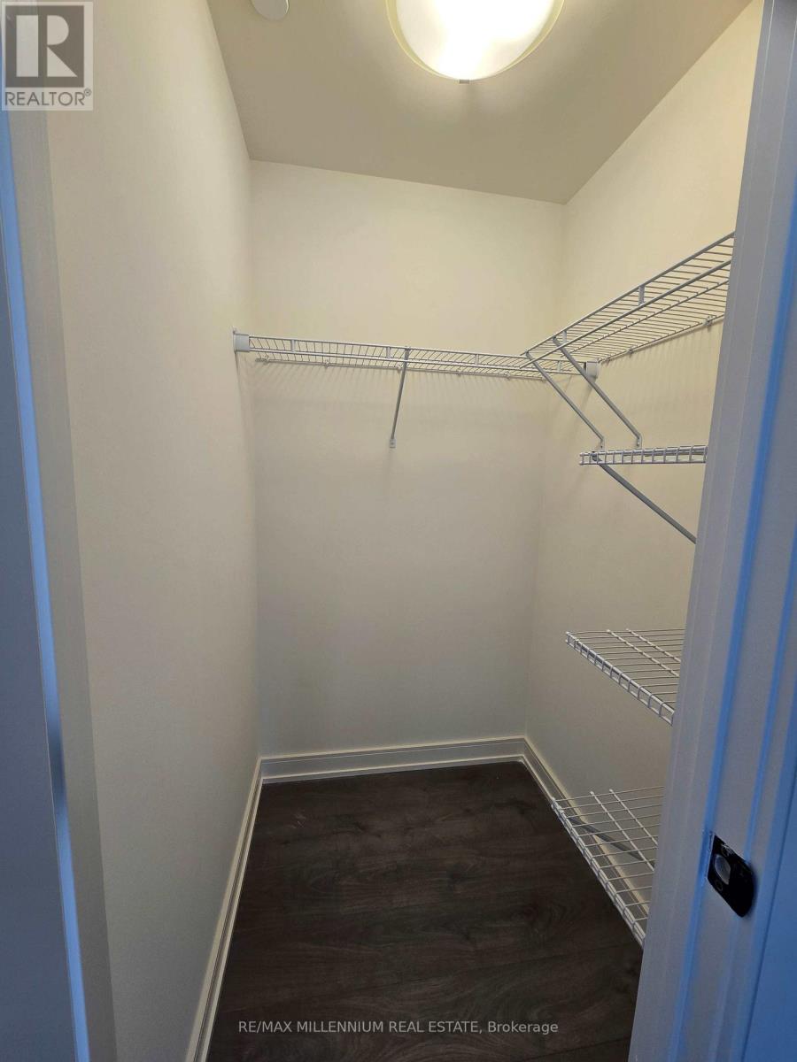 8010 Derry Road, Milton, Ontario  L9T 9N3 - Photo 9 - W12813708