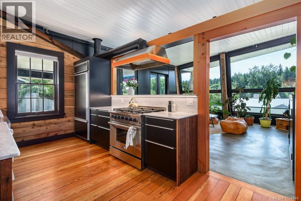 2613 Dunsmuir Ave, Cumberland, British Columbia V0R 1S0 - Photo 17 - 1024644