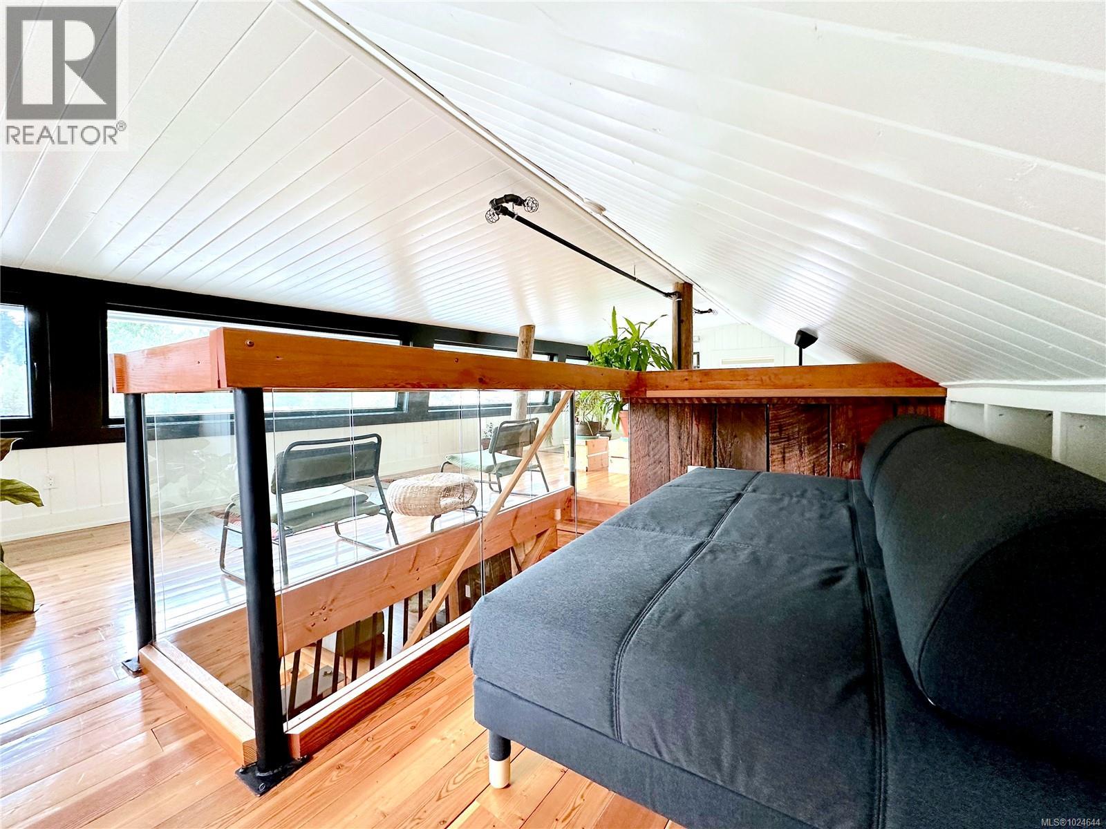 2613 Dunsmuir Ave, Cumberland, British Columbia V0R 1S0 - Photo 28 - 1024644