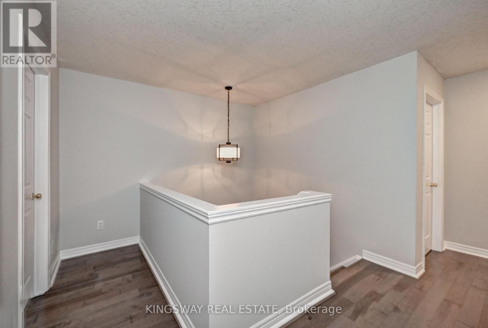 242 Doon Mills Drive, Kitchener, Ontario  N2P 2R8 - Photo 17 - X12813672