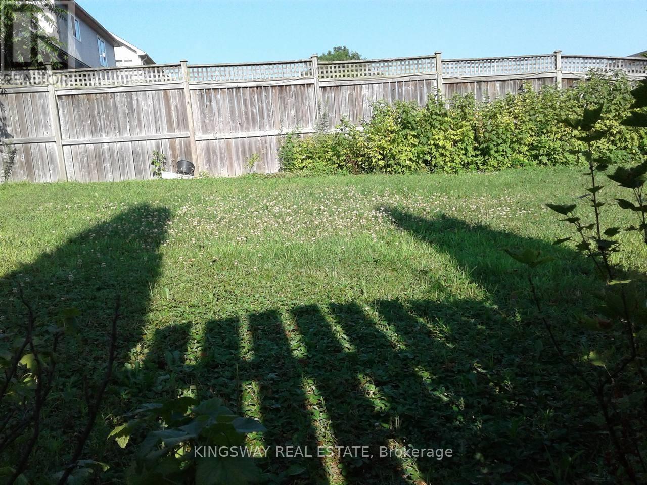 242 Doon Mills Drive, Kitchener, Ontario  N2P 2R8 - Photo 43 - X12813672