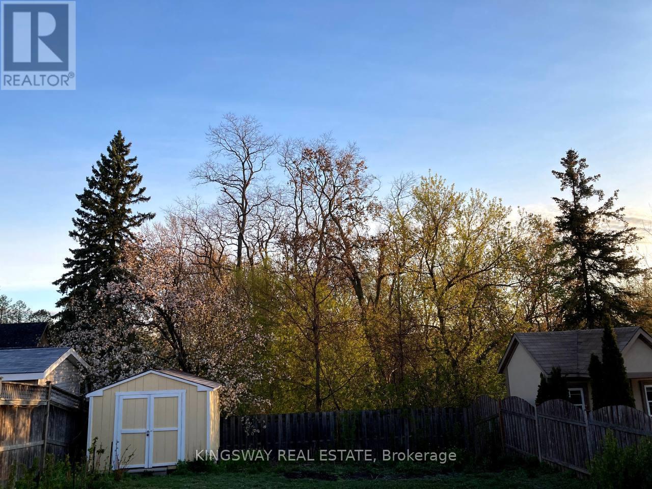 242 Doon Mills Drive, Kitchener, Ontario  N2P 2R8 - Photo 45 - X12813672