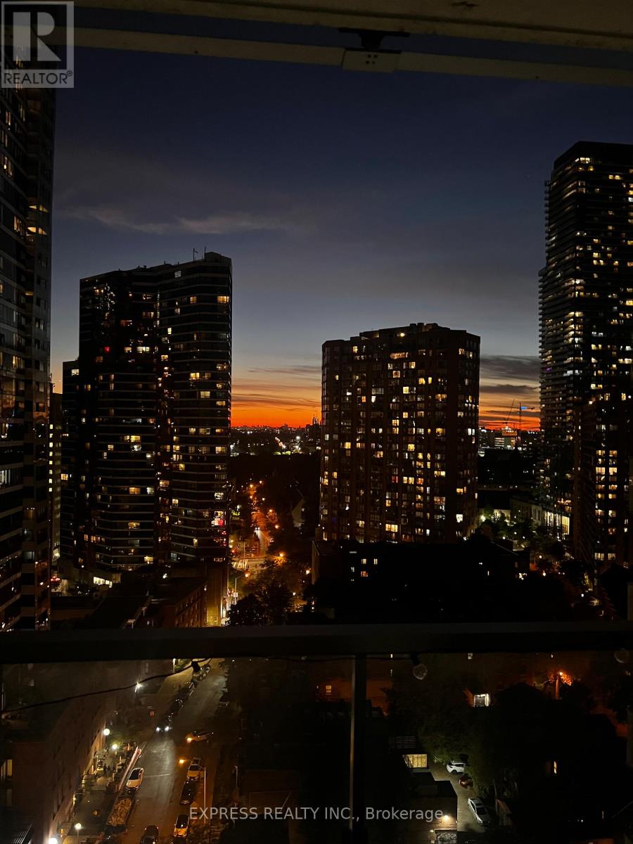 1912 - 3 Gloucester Street, Toronto, Ontario  M4Y 0C6 - Photo 9 - C12811758