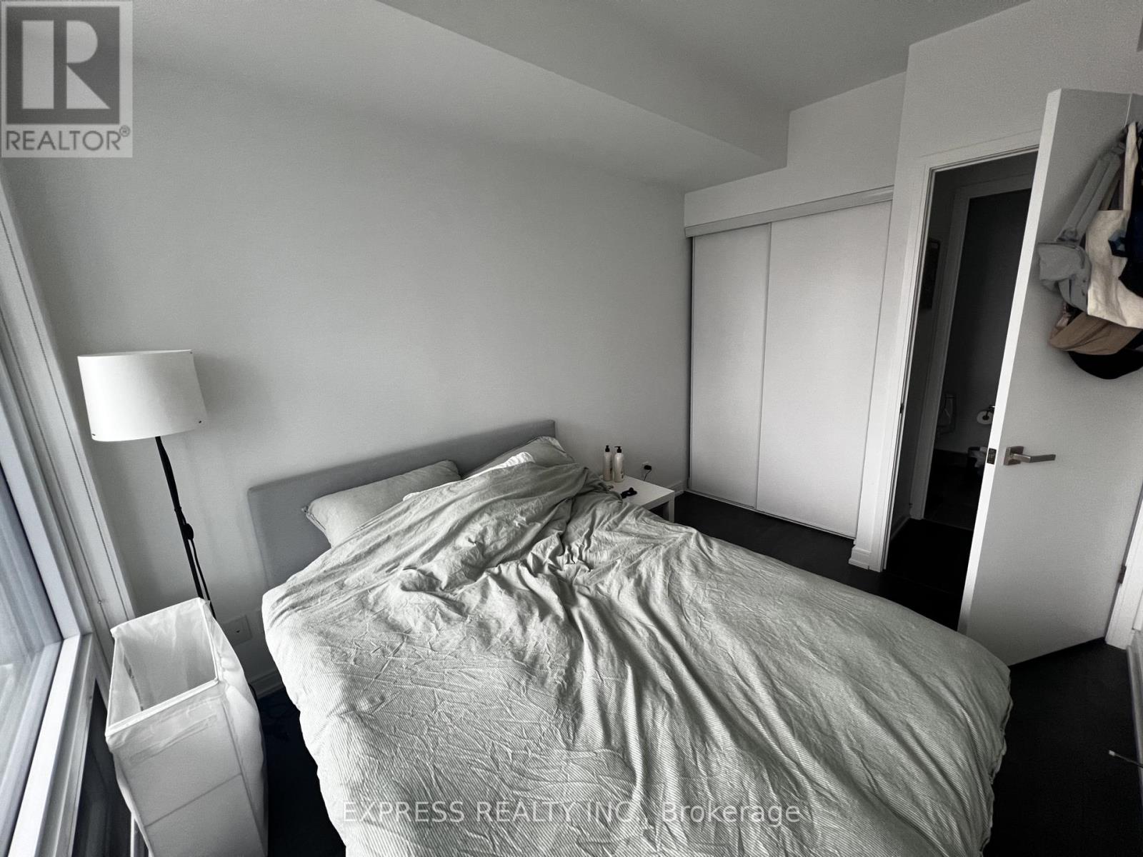 1912 - 3 Gloucester Street, Toronto, Ontario  M4Y 0C6 - Photo 6 - C12811758