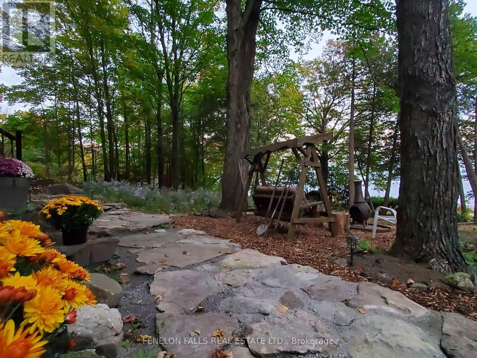 168 Lakebreeze Road, Kawartha Lakes, Ontario  K0M 1N0 - Photo 9 - X12813740