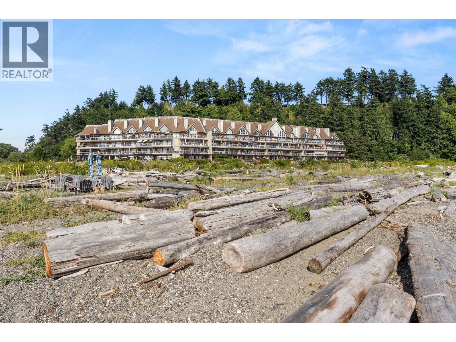 320 1120 Tsatsu Shores Drive, Tsawwassen, British Columbia  V4M 4G3 - Photo 2 - R3092406