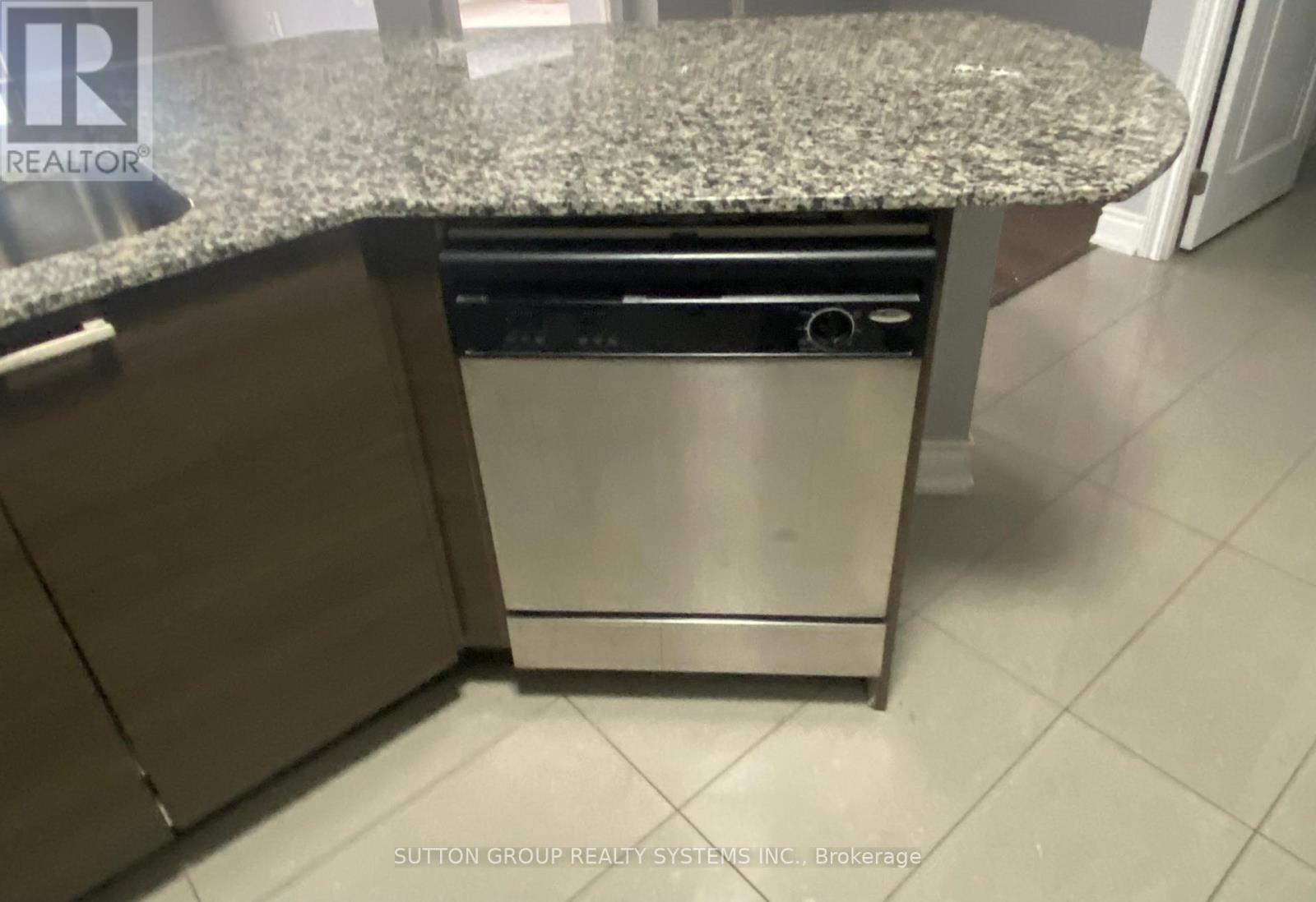 106 - 760 Sheppard Avenue W, Toronto, Ontario  M3H 0B3 - Photo 3 - C12813722