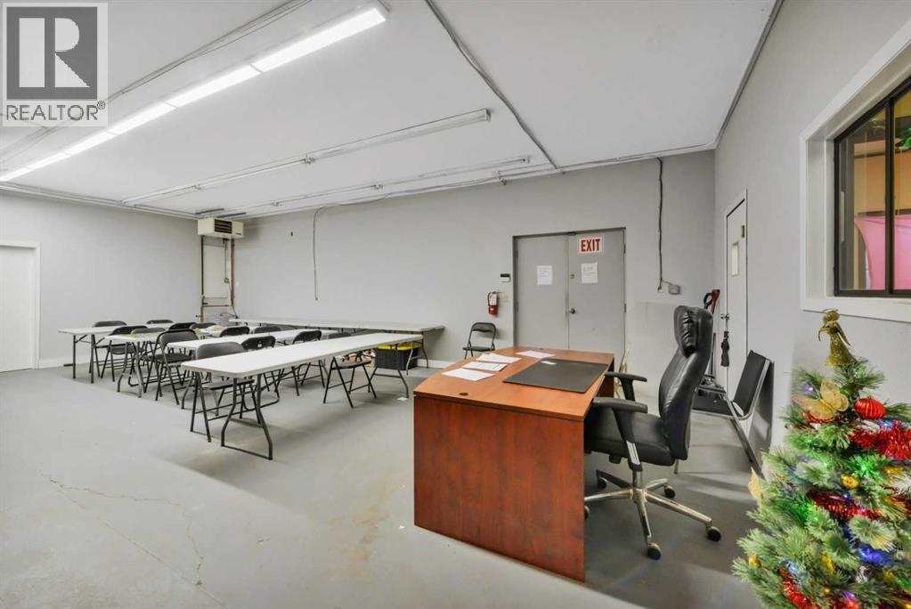 4727 60 Street, Red Deer, Alberta  T4N 2N8 - Photo 6 - A2273783