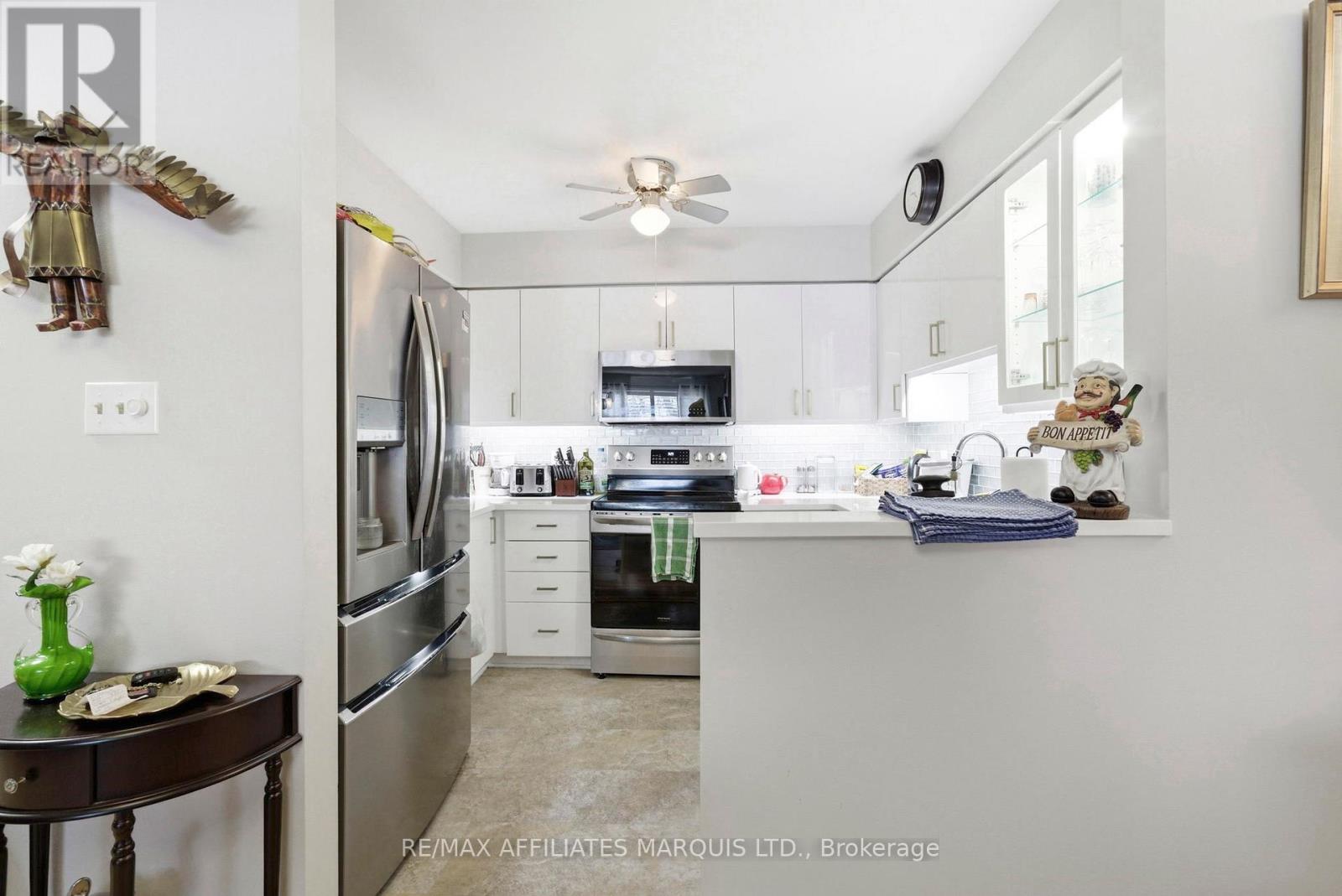 212 - 121 Water Street W, Cornwall, Ontario  K6J 5T8 - Photo 11 - X12813738