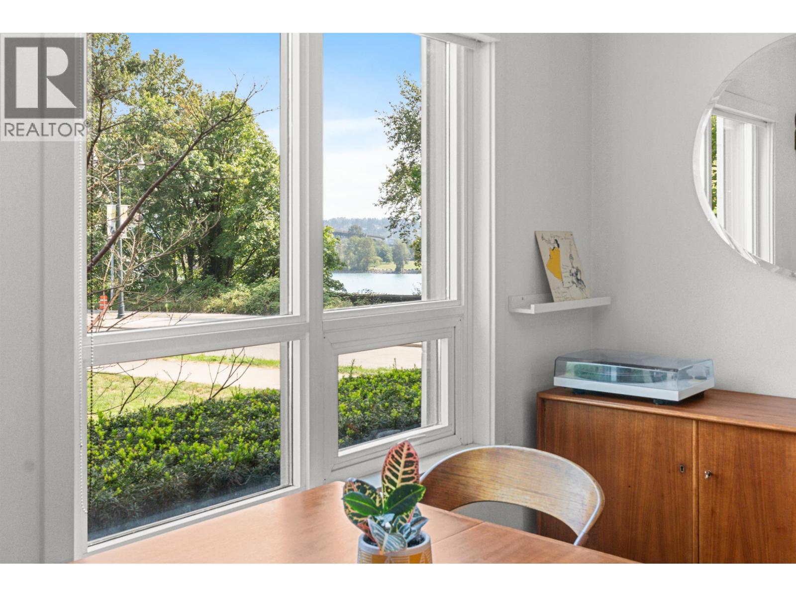 Th4 125 Columbia Street, New Westminster, British Columbia  V3L 0G8 - Photo 12 - R3092722