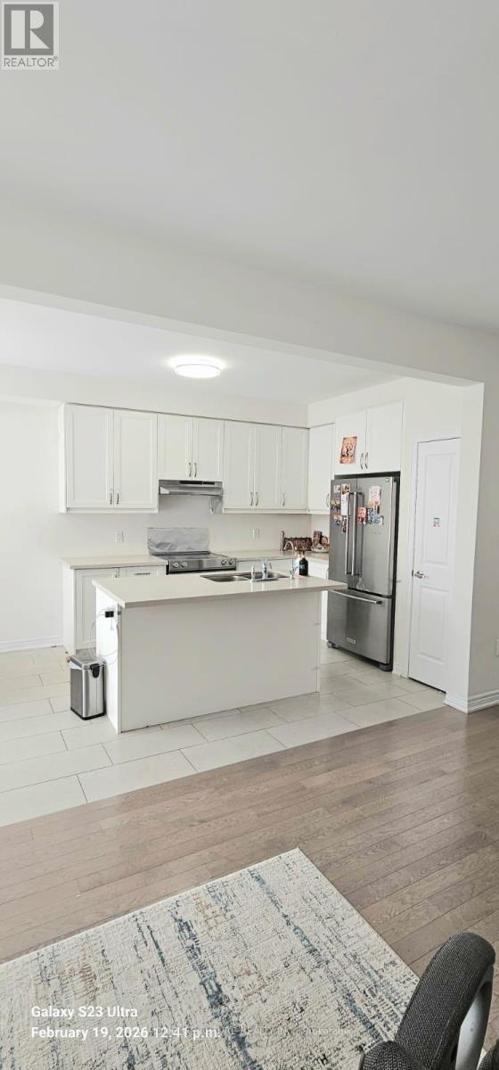 1268 Klondike Drive, Oshawa, Ontario  L1L 0T2 - Photo 2 - E12813766