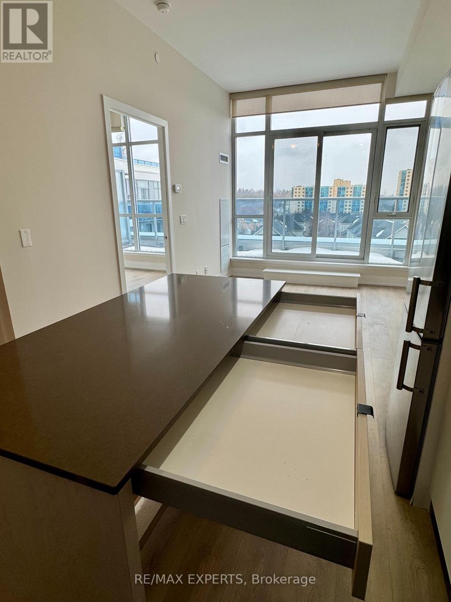 717 - 9471 Yonge Street, Richmond Hill, Ontario  L4C 0Z5 - Photo 6 - N12813718